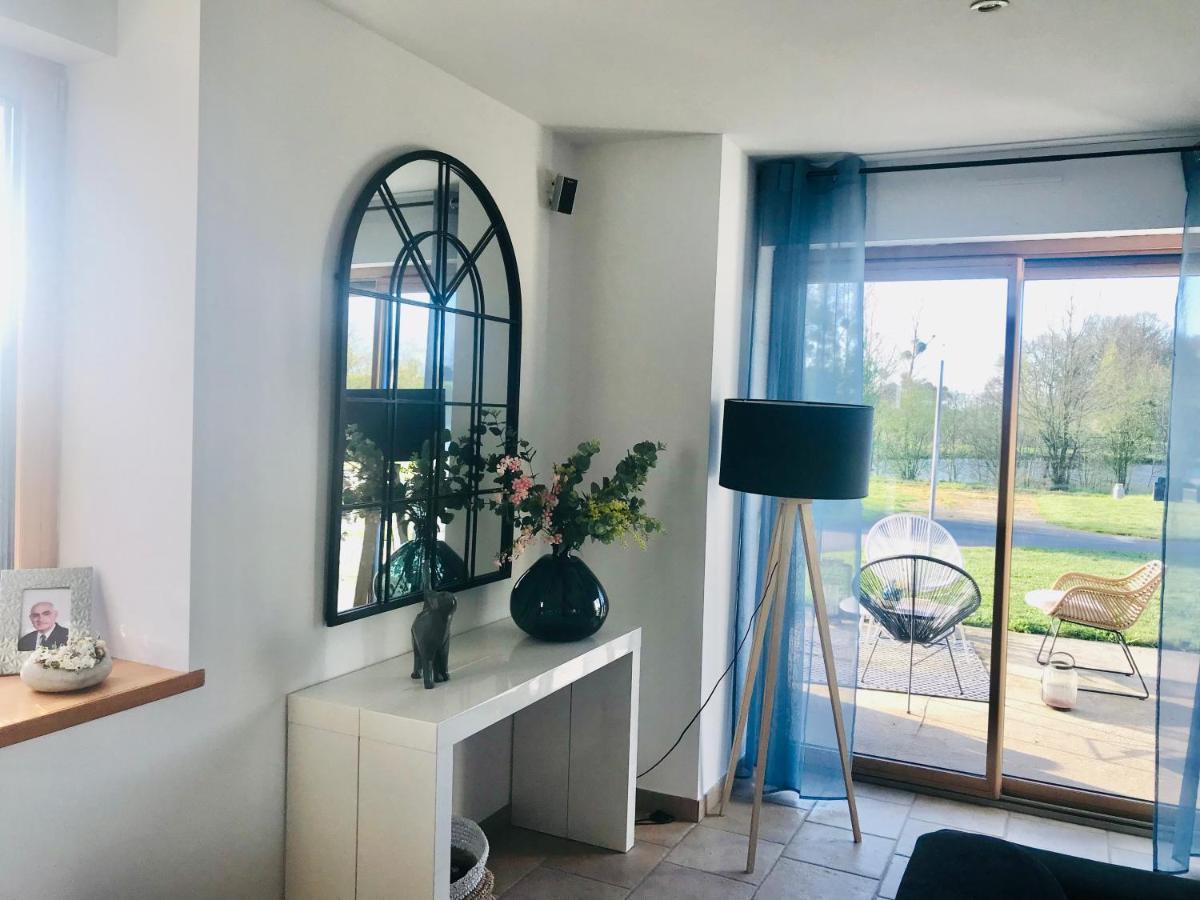Bed and Breakfast Au Petit Bonheur De Claire Et Jo La Chapelle-Caro Zewnętrze zdjęcie