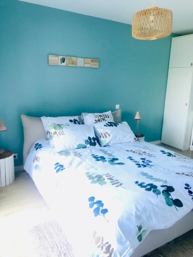 Bed and Breakfast Au Petit Bonheur De Claire Et Jo La Chapelle-Caro Zewnętrze zdjęcie